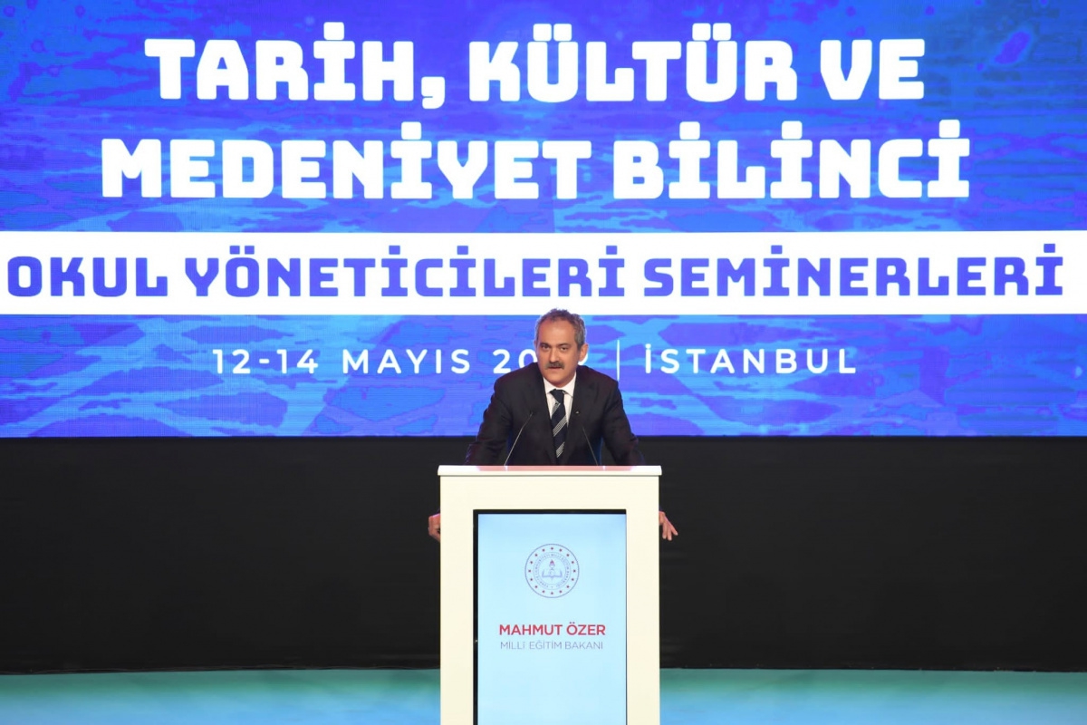 Bakan Özer: 'Yarın uzman öğretmenlik ve baş öğretmenlikle ilgili sınav takvimini paylaşacağız