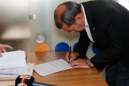 Başkan Dursun Özbek'ten, Galatasaray Adası için önemli imza
