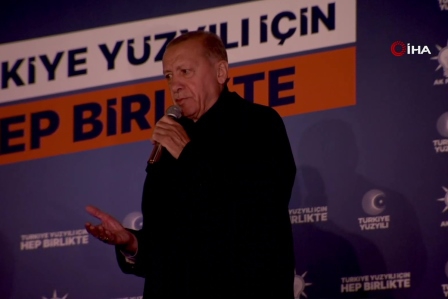 Cumhurbaşkanı Erdoğan balkon konuşması yaptı: 'Birinci turda biteceğine inanıyoruz'