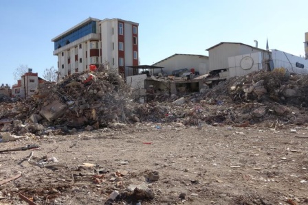 Deprem Adıyaman'da 6 oteli yıktı