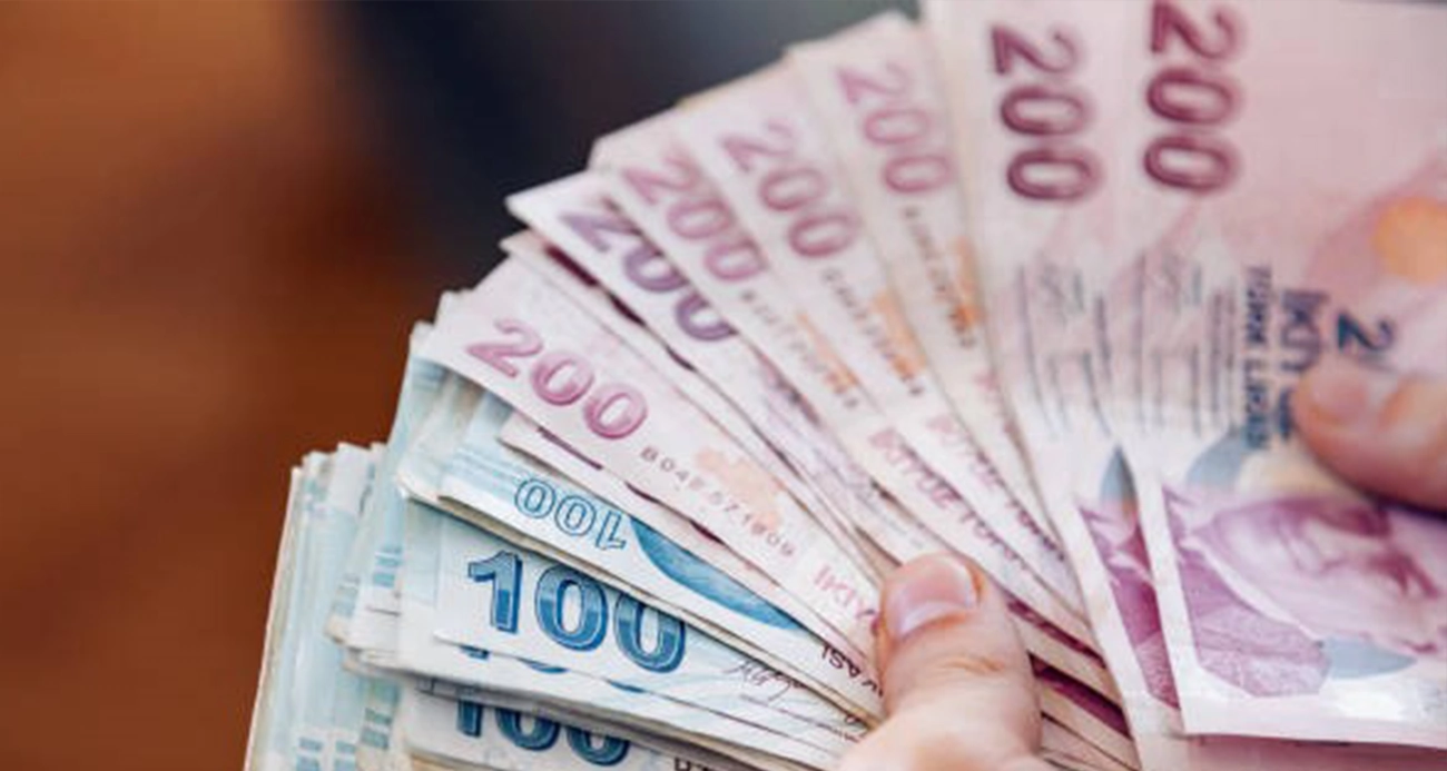 Emekli bayram ikramiyesi ödemeleri yarın başlıyor