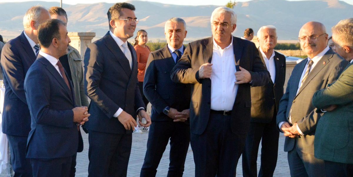 Erzurum Barosu'ndan muhteşem bir Adli Yıl Açılış töreni