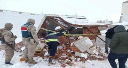 Erzurum'da evine gitmeyen şahsın çöken duvar altında cansız bedeni bulundu