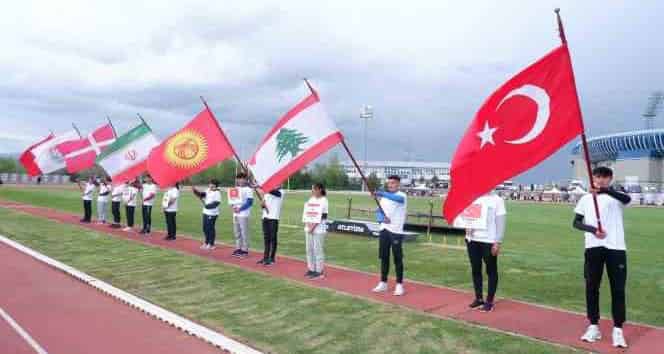 Erzurum'da Sprint ve Bayrak Kupası heyecanı