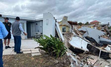 Florida'daki Nicole Kasırgasında 2 kişi hayatını kaybetti