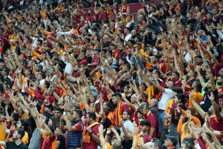 Galatasaray - Gaziantep FK maçını 44 bin 061 seyirci izledi