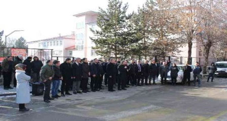 Okul Müdür Yardımcısı nöbetci öğretmenin eşi tarafından darp edildi