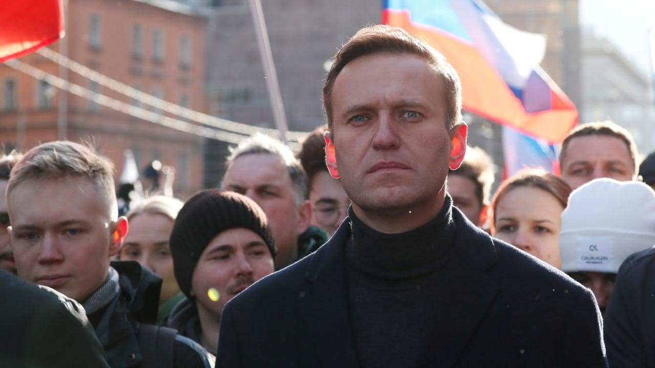 Rus muhalif lider Alexei Navalny tutuklu bulunduğu cezaevinde öldü