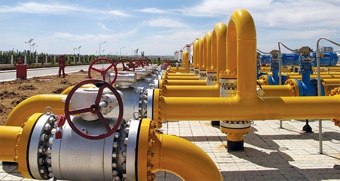 Rusya, yarın Polonya'ya gaz akışını kesecek