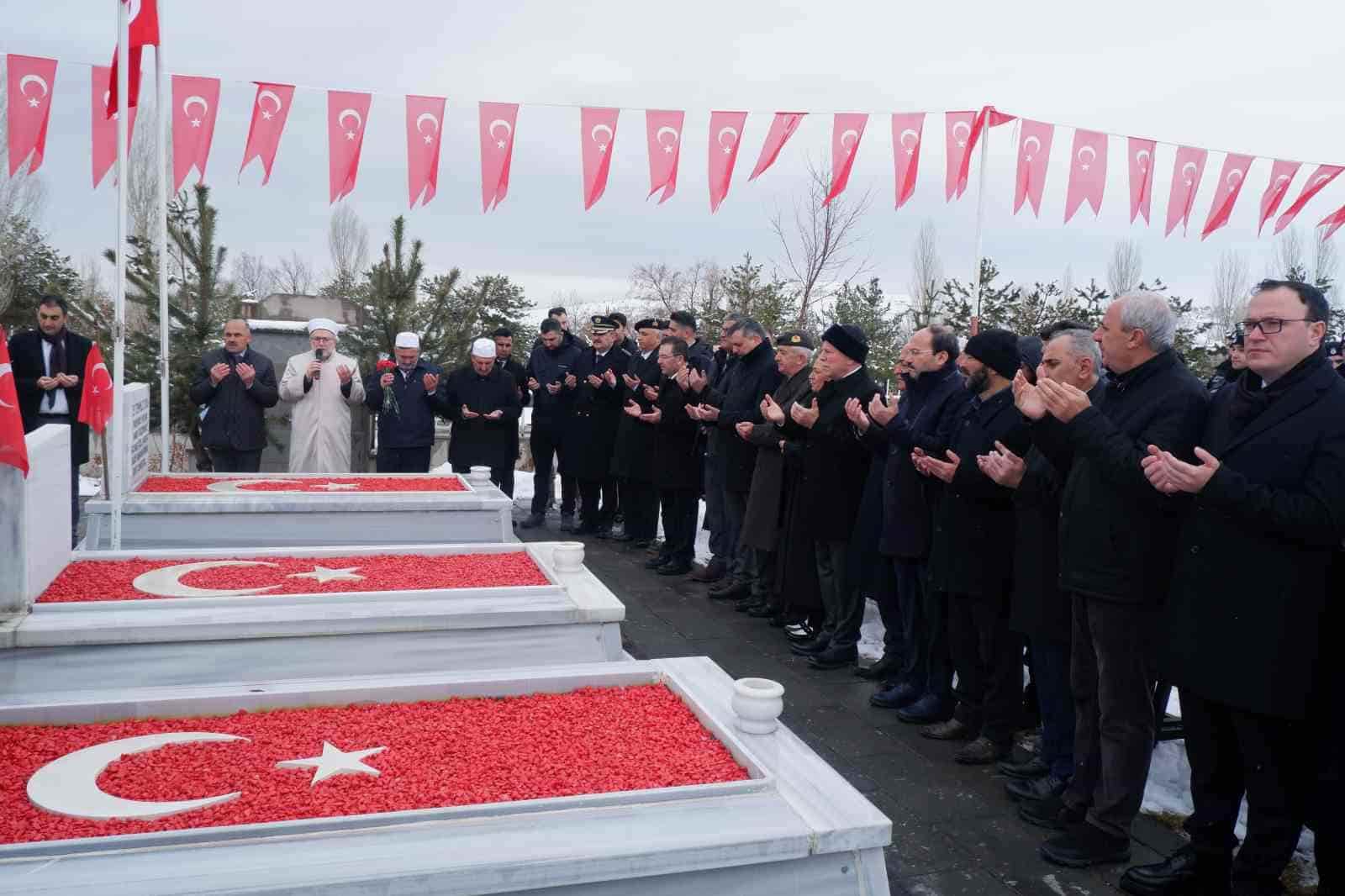 Şehitlerimiz Erzurum’da şükran ve rahmetle anıldı