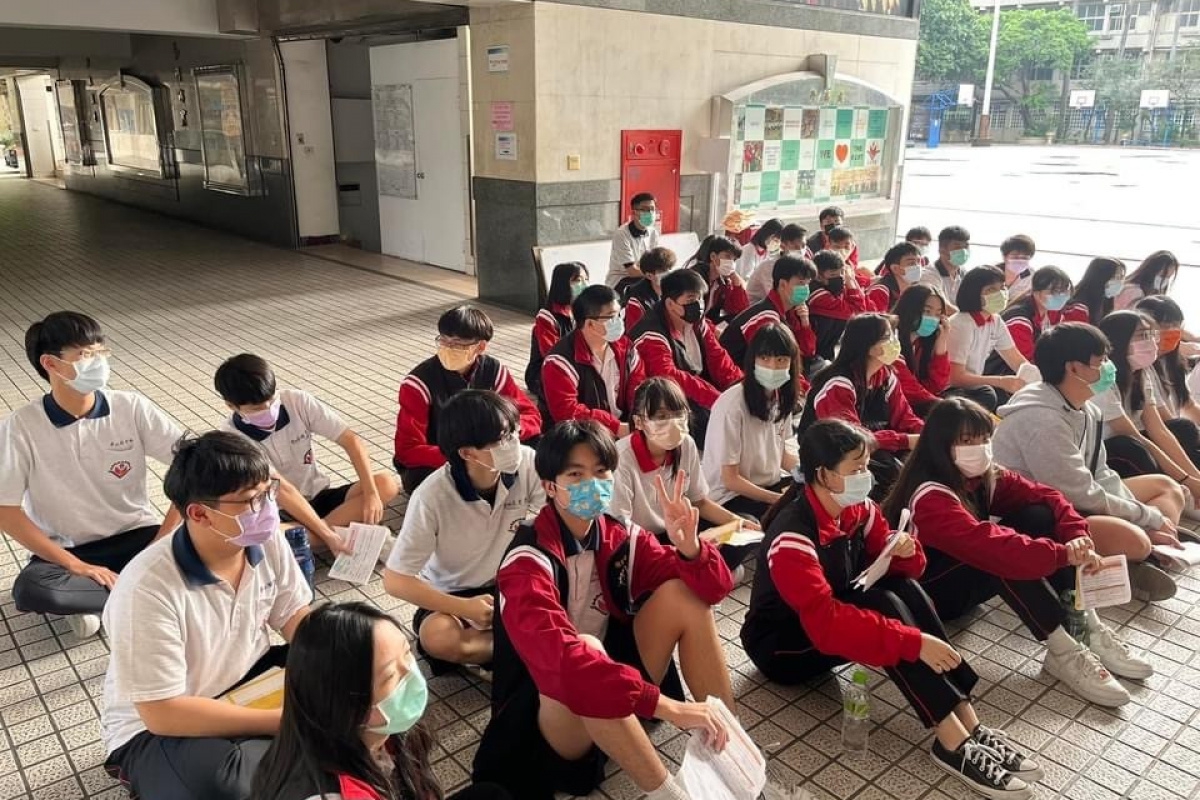 Tayvan'da bir haftada 10 bine yakın öğrenci Covid-19'a yakalandı