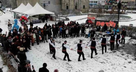Türkiye'nin en uzun cağ kebabı Erzurum'da yapıldı