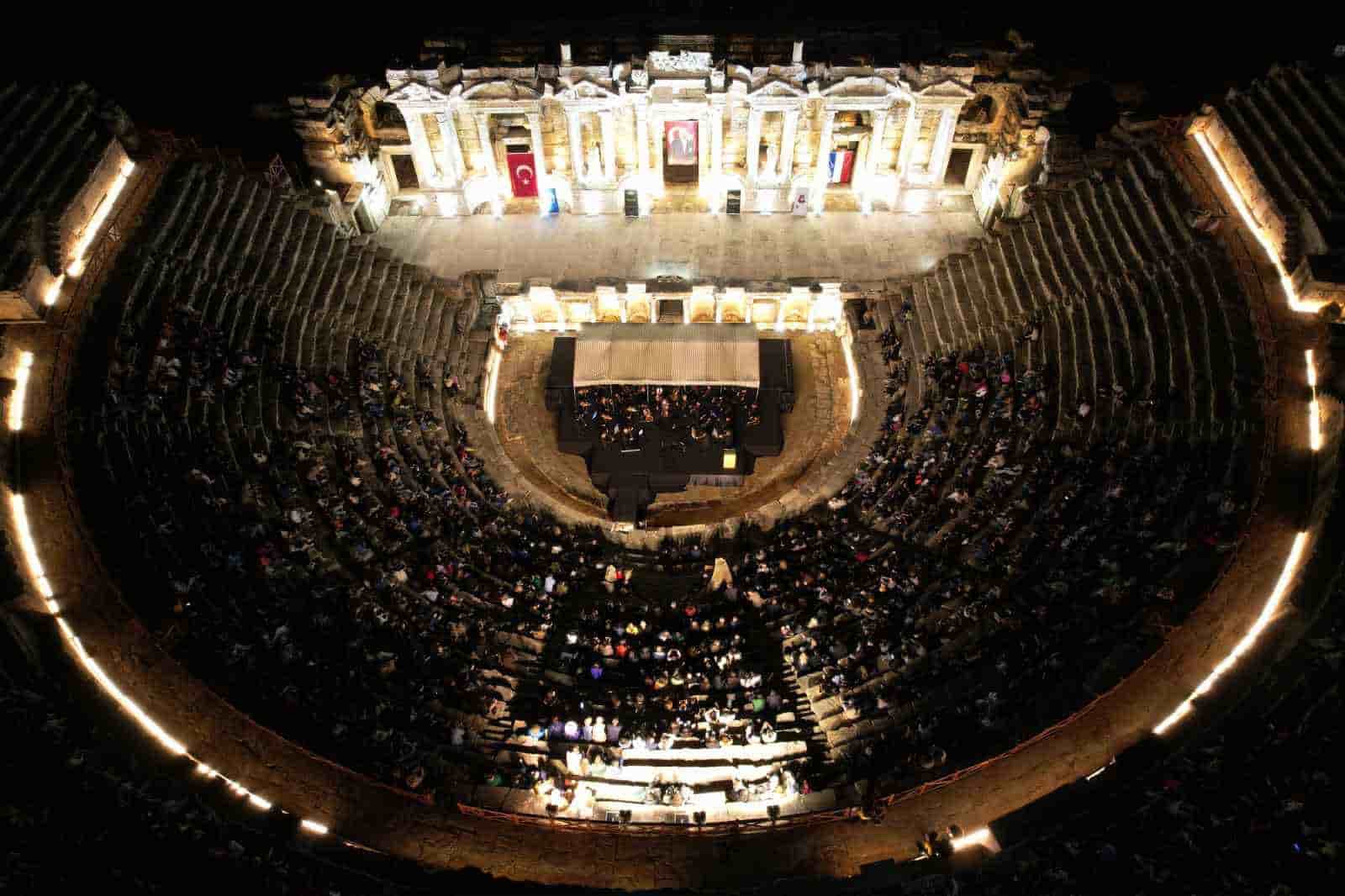 Türkiye ve Hollanda’nın yüzyıllık dostluğu Hierapolis’te kutlandı