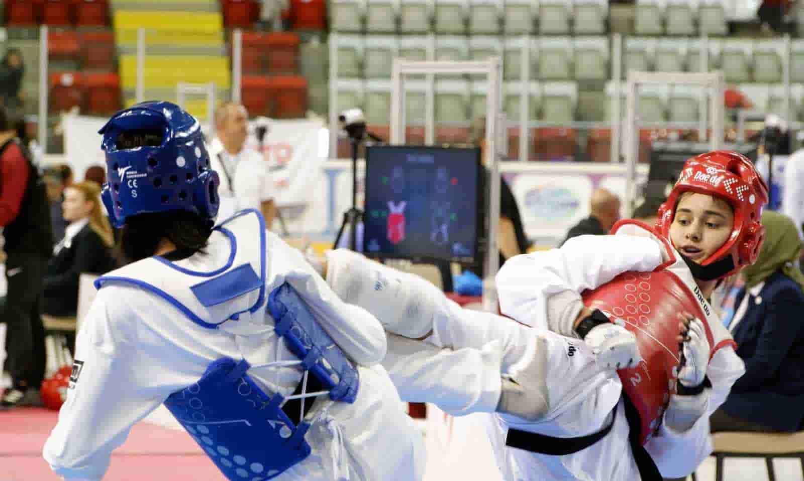 Ümitler Türkiye Tekvando Şampiyonası, Erzurum’da başladı